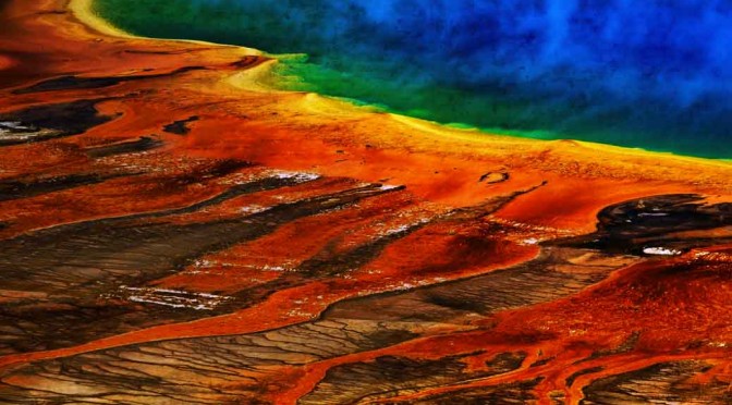 The Rainbow Coloured Lake – Grand Prismatic Spring
